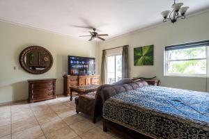 Garden Studio, Ocean Dream