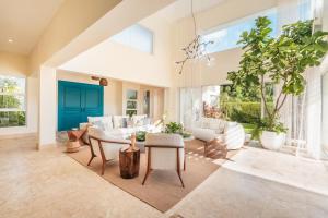 Wonderful 4br villa with maid at Punta Cana Resorts