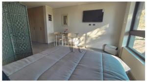 Santiago Estudio Moderno Movistar ArenaMetro