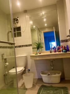 The Fantasy Duplex in Einbay