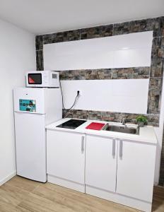 Apartamentos Lindux Airport