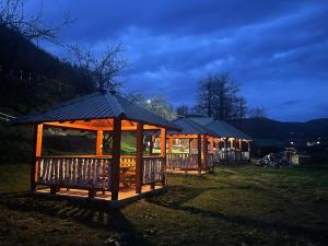 Seosko Domaćinstvo Dizdarević