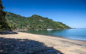 Casa na Praia Picinguaba Ubatuba