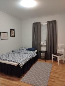 LINDA -Modern Aprt 24-7 Check-in