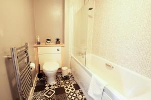 Stylish 1-Bedroom Apartment sleeps 4