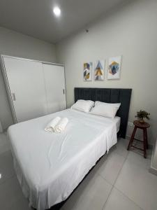 Cozy 1 bed apt in Luque with terrace and pool