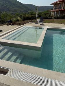 Guesthouse Lumo, Entire Lodge swimming pool