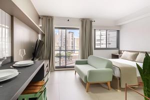 Studio em Pinheiros com Academia - PG712