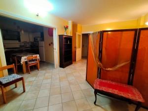 Appartamento 150 mt dal mare con giardino, 2 camere e aria condizionata BIANCOFIORE