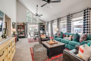 Hike, Swim and Golf Home Near Dtwn Twain Harte