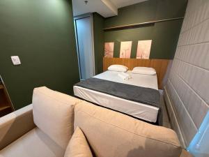 Apartment 63 - Green