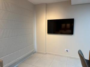 Apartment 63 - Green