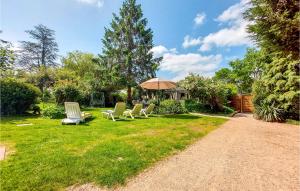 Maisons de vacances Beautiful Home In Thierville With Wifi : photos des chambres