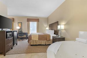 Best Western Teal Lake Inn