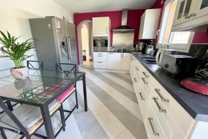 Villas Villa au calme avec piscine : photos des chambres