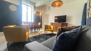 Appartements La Commanderie des Antonins -vue Panoramique sur le Rhone- : photos des chambres