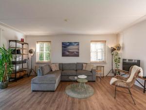 Elegant Home by the Beach