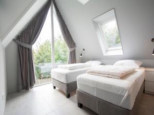 Holiday Home near Groote Keeten Beach