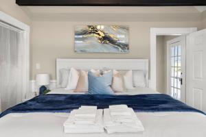 Elegant Pool Retreat with Firepit