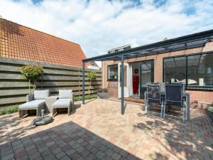 Beautiful home with garden