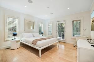 Private Designer Home in West Hollywood