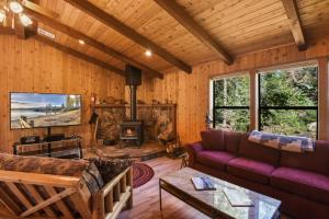 Serene Tahoe Donner Cabin mins to Lake, Ski, Golf