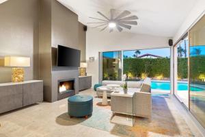Lush and Tranquil 3BR Palm Springs Oasis Pool and Spa