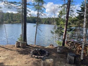 Waterfront In Law Suite on Wolf Pond