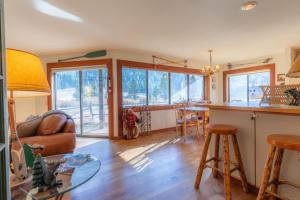 Serene Condo by Palisades Base and Golf Course