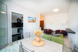 Savona Sea House Apartment with parking