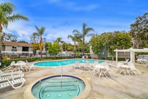 Modern Beach Home Just Minutes from the Beach