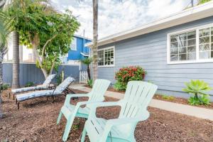 Pacific Beach Cottage 1 Walk to the Beach and Bay