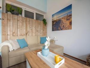 Apartment by the Dunes near the Sea