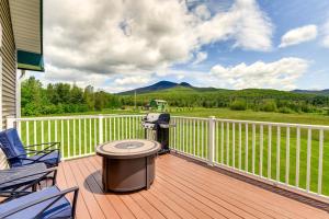 Mtn-View Home 6 Mi to Jay Peak Resort Fish and Hike