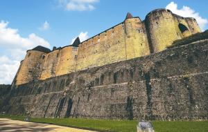 Appartements Appartement Vue Sur La Meuse : photos des chambres