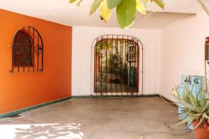 Luminosa casa en barrio famoso