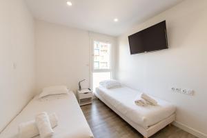 Appartements Large 4 Bedroom Apartment near metro - only 30 minutes to Paris and Disneyland : photos des chambres