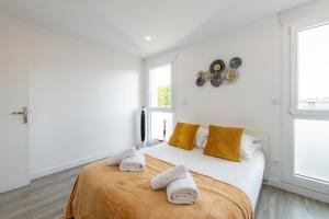 Appartements Large 4 Bedroom Apartment near metro - only 30 minutes to Paris and Disneyland : photos des chambres