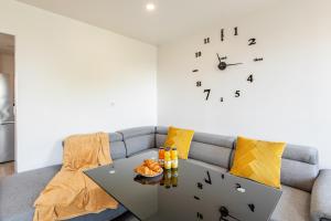 Appartements Large 4 Bedroom Apartment near metro - only 30 minutes to Paris and Disneyland : photos des chambres