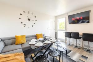 Appartements Large 4 Bedroom Apartment near metro - only 30 minutes to Paris and Disneyland : photos des chambres
