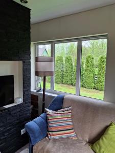 Anne