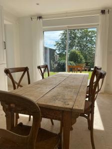 Maisons de vacances Charming farmhouse with views and fireplace-1 hr40 min from Paris : photos des chambres