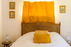 Maisons de vacances Charming farmhouse with views and fireplace-1 hr40 min from Paris : photos des chambres