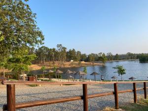 Casa Mel-Mina São Domingos-Praia fluvial-Terraço-3km-arcondicionado