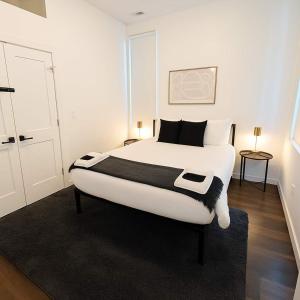 Stylish 4BR Stay-Prime Location - State rep