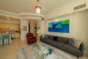 Bella Vista 3C Ocean View Condo with Beach Club Access