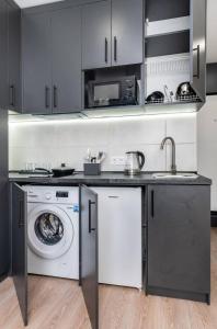 Новий Люкс, ЖК Варшавський, Виговського 4012, 5 хв Ретровіль, Вишгород