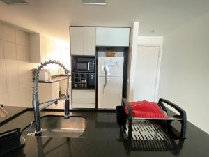 Apto Alto Padrão Frente Mar no melhor condomínio