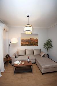 Two Bedroom Flat In Athens