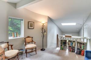 Cabin on Clear Creek A Hobbits Retreat!